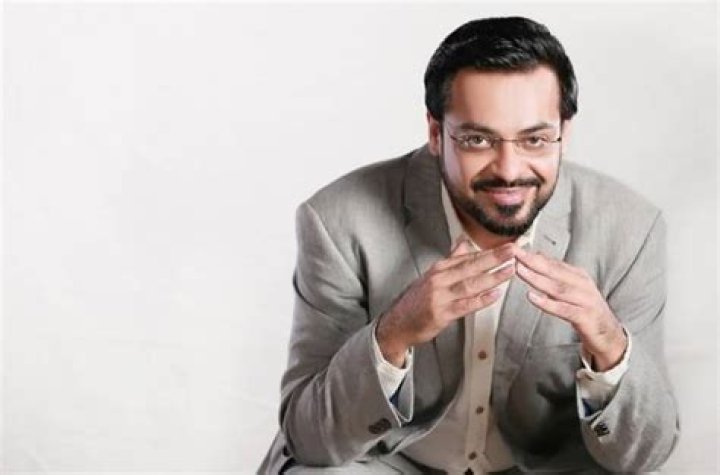 
Aamir Liaquat Hussain Height, Weight, Net Worth, Age, Birthday, Wikipedia, Who, Nationality, Biography 