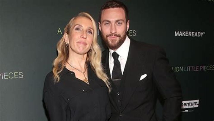 Aaron Taylor-Johnson Poses Shirtless With Wife Sam Taylor-Johnson – Hollywood Life