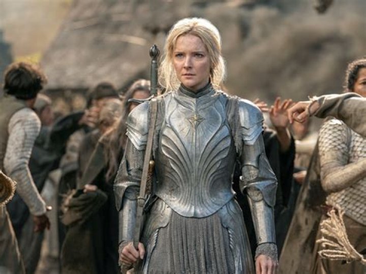 Actress Morfydd Clark To Play Galadriel on The New Lord Of The Rings Series, Is She Married With A Husband?