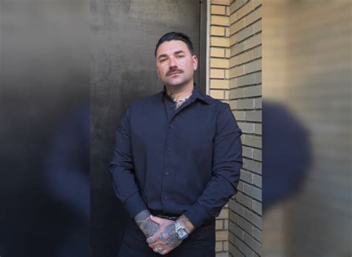 Adam De Micco (guitarist) Wiki,Age,Birthday,Biography,Height,Net Worth ..