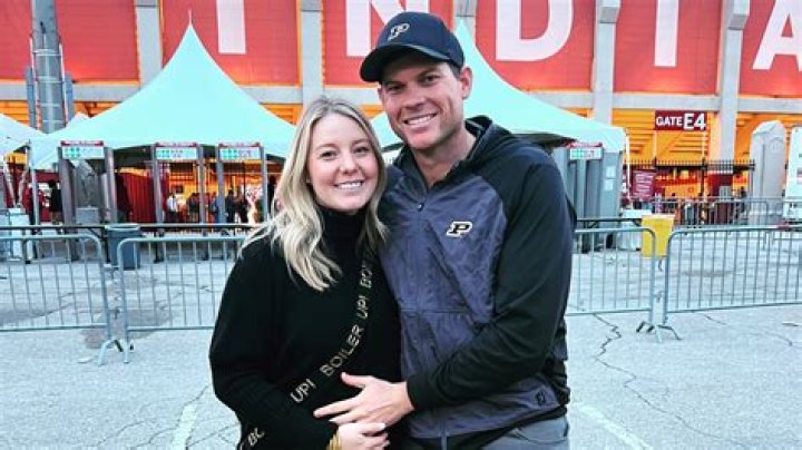 
Adam Schenk wife and children: Who is Kourtney Schenk and Adam Schenk Jr? 