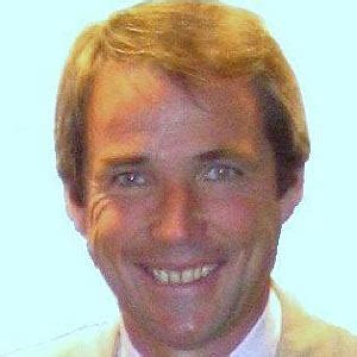 Alan Hansen - Bio, Age, height, Wiki, Facts and Family
