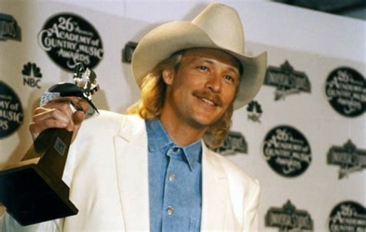 Alan Jackson - Bio, Age, net worth, weight, height, Wiki, Facts and Family