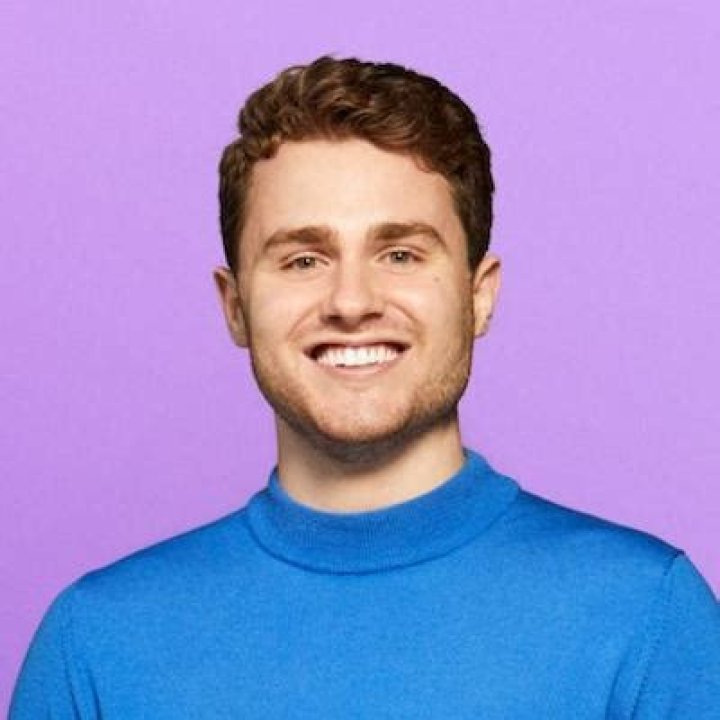 Alex Brown - Bio, Age, height, Wiki, Facts and Family