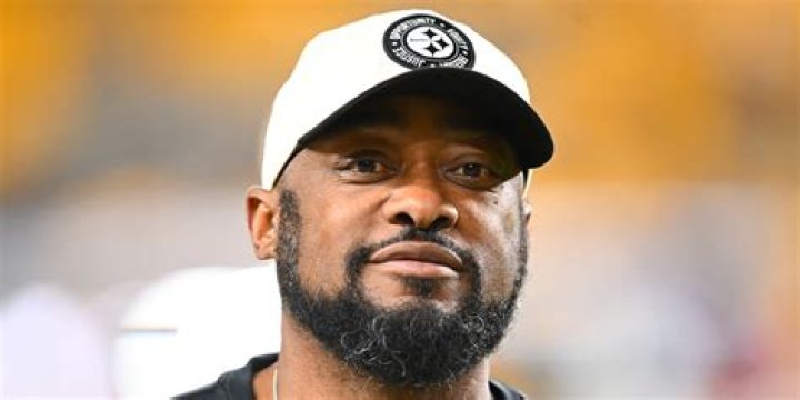 
American Football Coach Mike Tomlin Is In a Married Relationship Since a Long Time, Has 3 Children
