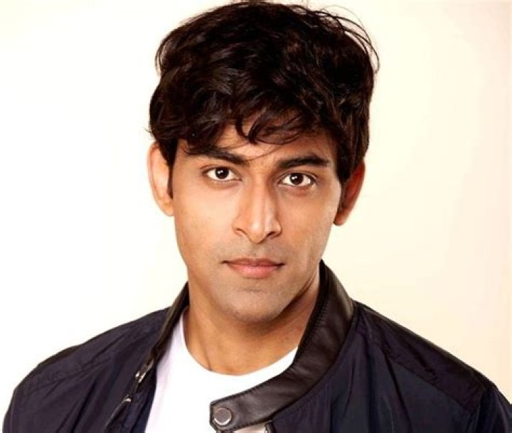 Anirudh Tanwar Height, Weight, Net Worth, Age, Birthday, Wikipedia, Who, Instagram, Biography