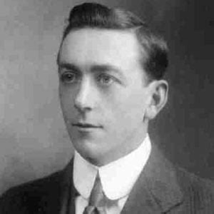 Arthur Holmes - Bio, Age, Wiki, Facts and Family