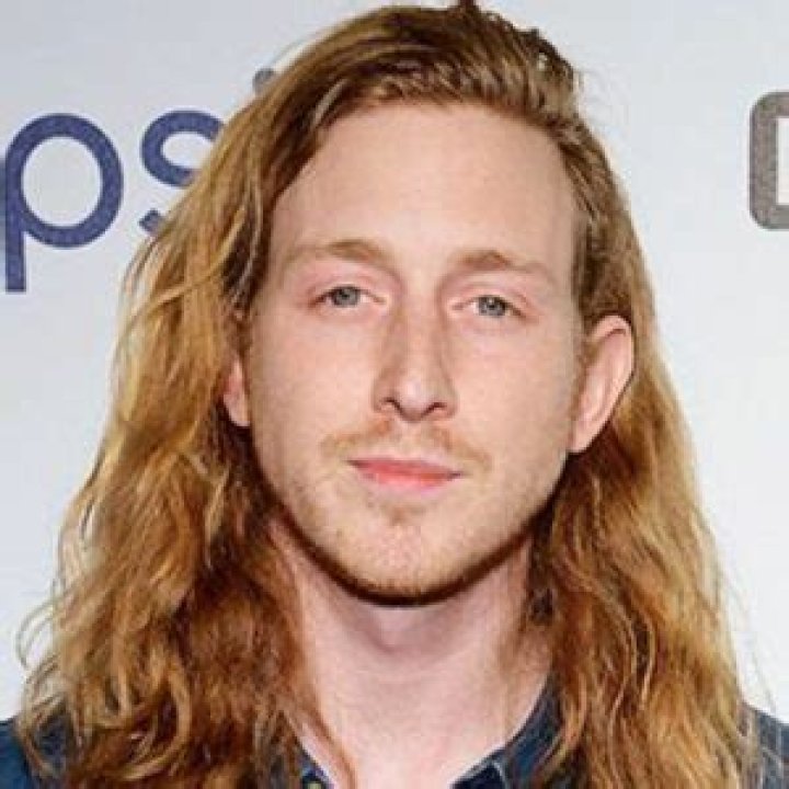 Asher Roth - Bio, Age, net worth, height, Wiki, Facts and Family