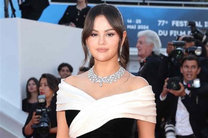 Best Beauty At Cannes: Selena Gomez & More Stars Rock Gorgeous Red Carpet Glam — Pics