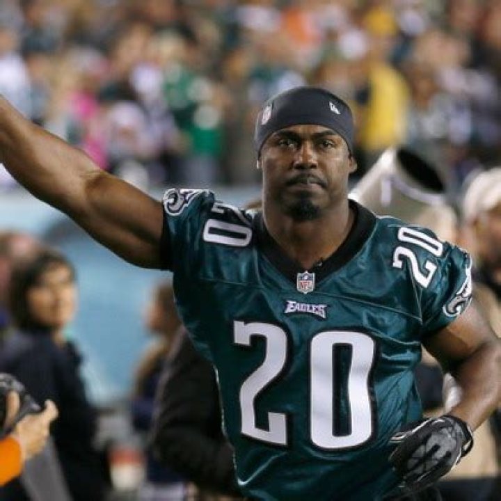 Brian Dawkins Net Worth | Celebrity Net Worth