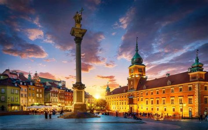 Can I travel from Poland to Vienna?