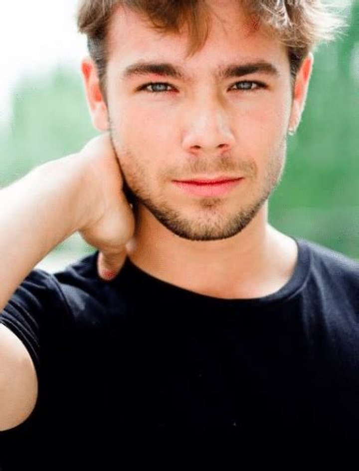 Carlos Cuevas - Bio, Age, height, Wiki, Facts and Family