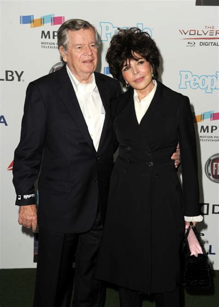 Carole Bayer Sager - Bio, Age, Wiki, Facts and Family