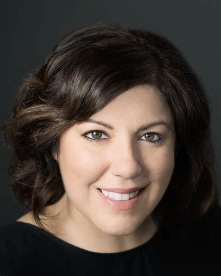 
Christine Lubrano Height, Weight, Net Worth, Age, Birthday, Wikipedia, Who, Instagram, Biography 