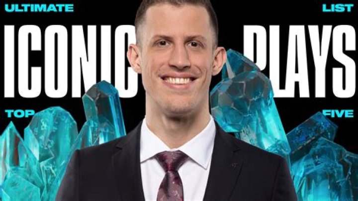 
Clayton Raines – Captainflowers Height, Weight, Net Worth, Age, Birthday, Wikipedia, Who, Instagram, Biography 