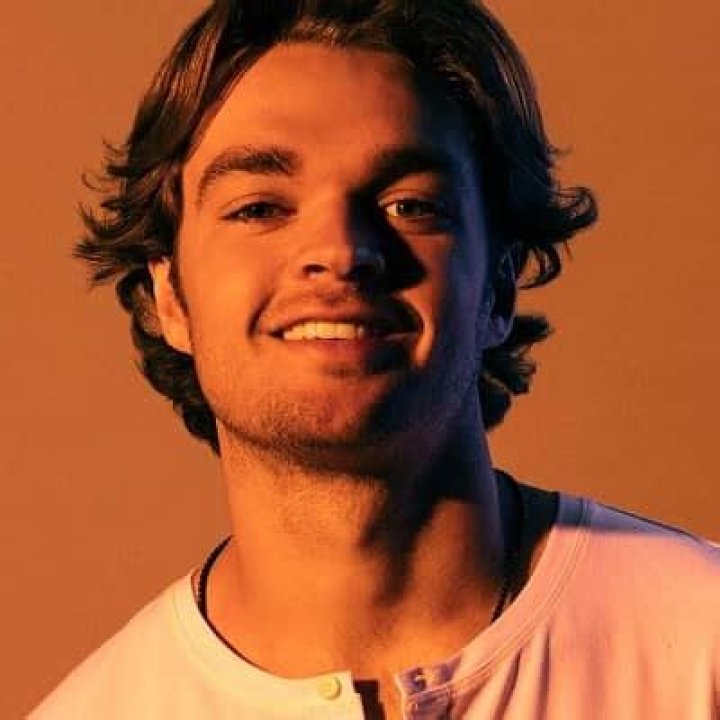 Connor Smith - Bio, Age, Wiki, Facts and Family
