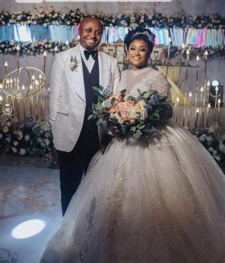 
Davido is planning to shut down Benin for Isreal DMW’s wedding. 