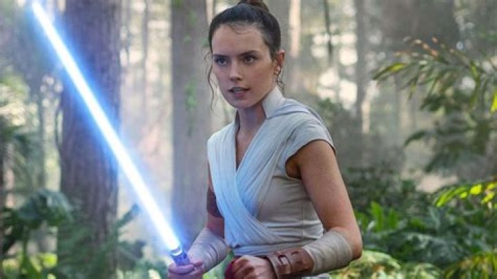 Did Daisy Ridley get replaced as Rey Skywalker?