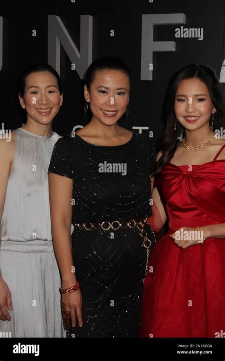 
Domee Shi Height, Weight, Net Worth, Age, Birthday, Wikipedia, Who, Nationality, Biography 