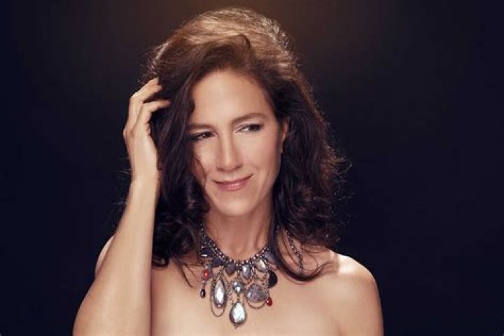 Donna De Lory - Bio, Age, Wiki, Facts and Family