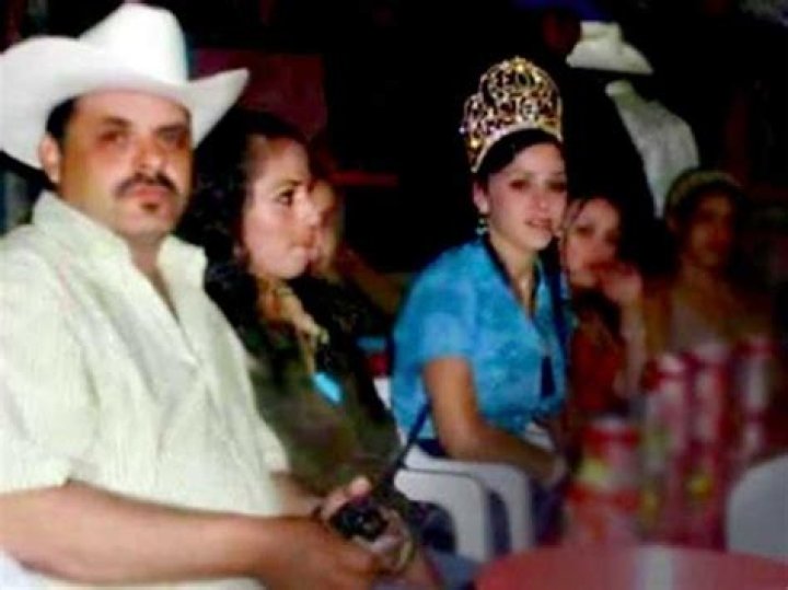 
El Chapo Wife Emma Coronel Aispuro, Age, Net Worth & Facts 