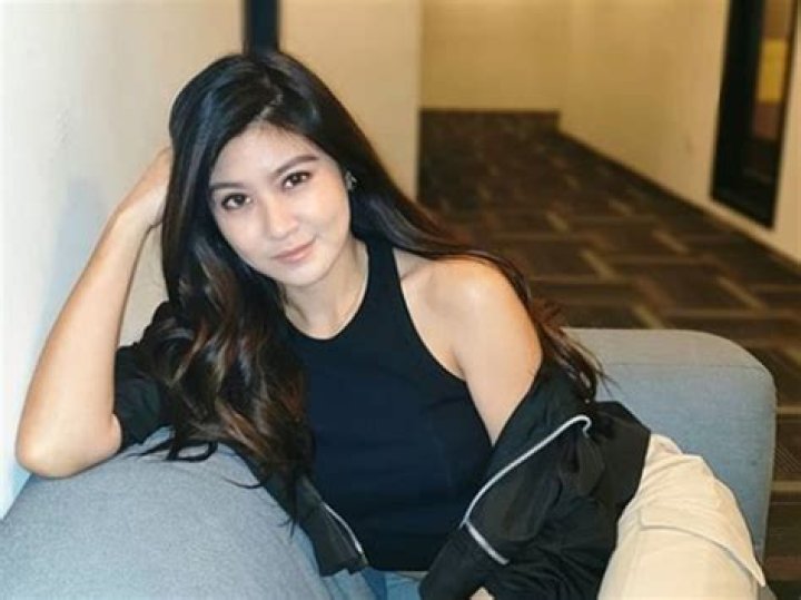 Elizabeth Tan - Bio, Age, Wiki, Facts and Family
