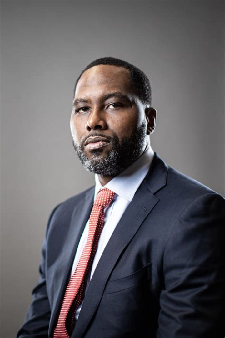 Elton Brand - Bio, Age, net worth, height, Wiki, Facts and Family