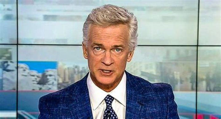 
Fox News Anchor Trace Gallagher’s Eyes Are Different Colors and Fans Wonder Why 