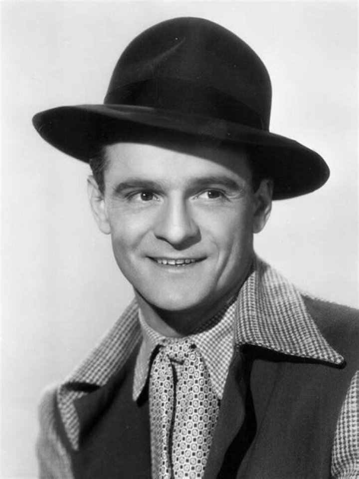 Frankie Darro - Bio, Age, Wiki, Facts and Family