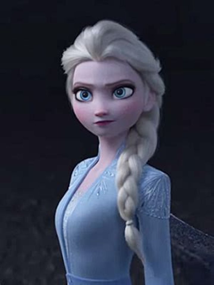 ‘Frozen 2’ — Photos Of Anna & Elsa – Hollywood Life