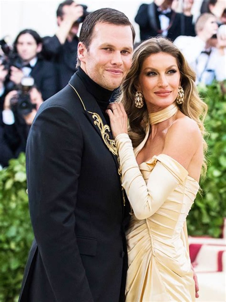 Gisele Says Being Tom Brady’s Wife Leaves Her ‘Fulfilled’ Amid Tension – Hollywood Life