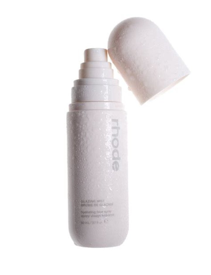 Hailey Bieber Recommends This Toner Mist to Achieve Clear Skin