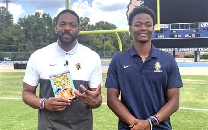
Hendon Hooker Brother Alston Hooker Quarterbacks For The North Carolina A&T 