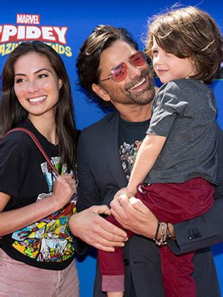Hottest Celebrity Pics This Week Of Aug 29 – Sept. 4: John Stamos & More