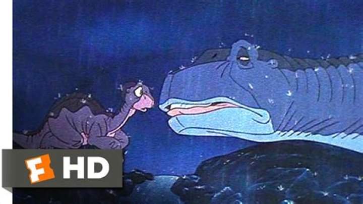 How did little foot mother die?