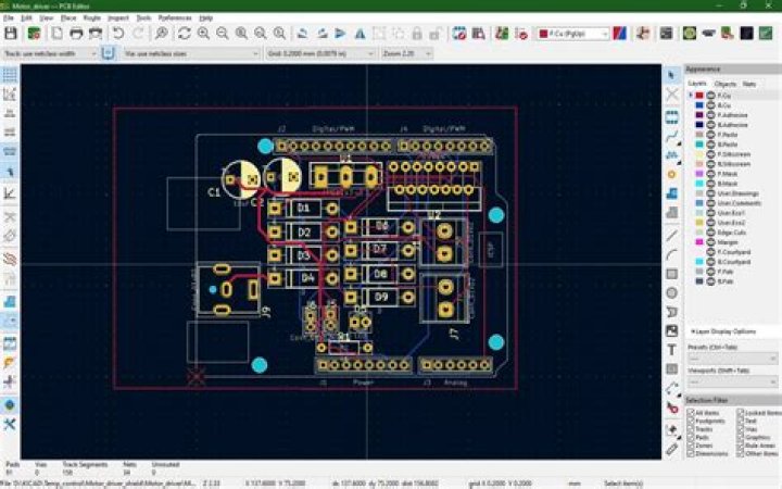 How do I change the width of a track in KiCad?