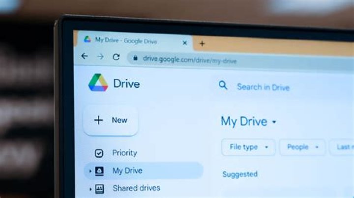 How do I move my Google Drive folder to OneDrive?