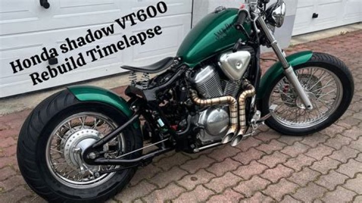 How do you lift a Honda Shadow?