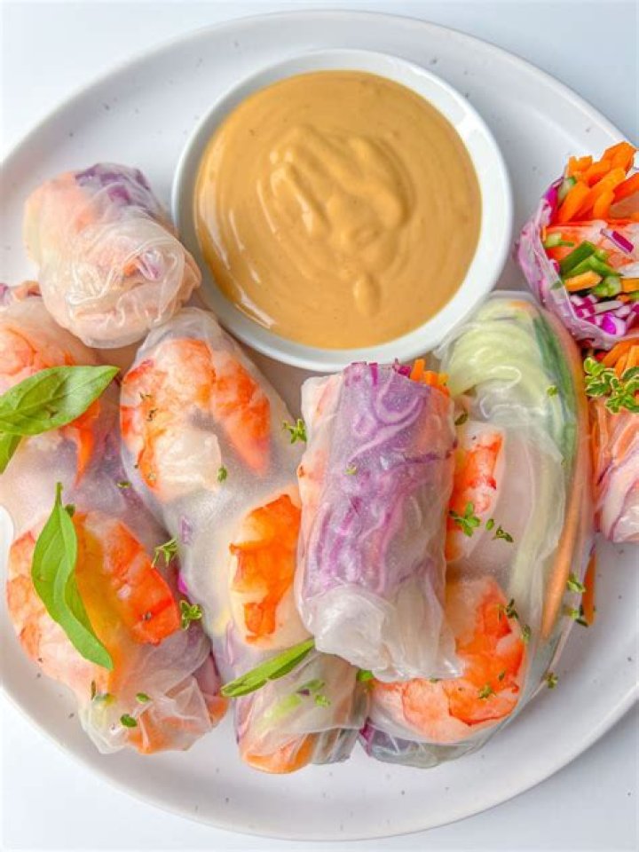 How far in advance can you make rice paper rolls?