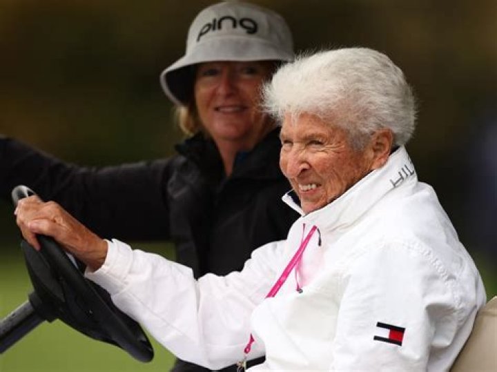 How old is Dawn Fraser now?