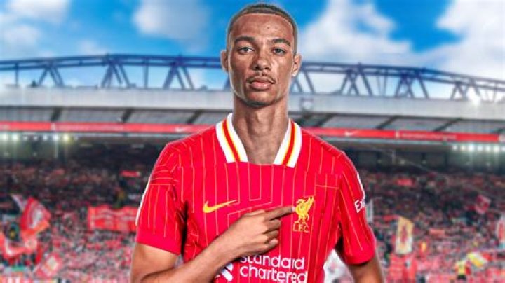 
Hugo Ekitike Height, Weight, Net Worth, Age, Birthday, Wikipedia, Who, Nationality, Biography 