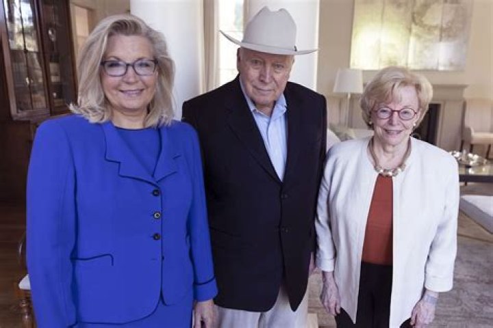 
Inside Lynne Cheney Married Life & Net Worth In 2022 