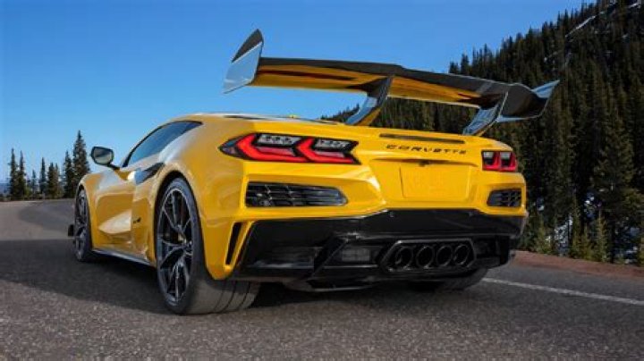 Is a Corvette ZR1 faster than a Lamborghini?