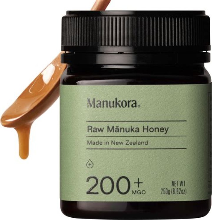 Is Manuka honey good for your throat?