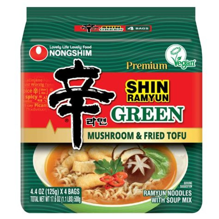 Is Nongshim Shin noodle soup vegetarian?