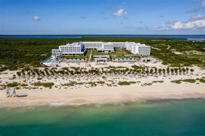 Is Riu Palace Playacar Mexico Open?