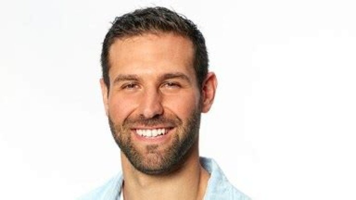 Jason Foster: 5 Things To Know About ‘The Bachelorette’ Star Who Gets First 1-On-1 Date With Clare