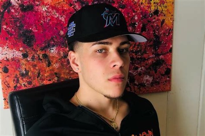 Jaythan Bosch (webvideostar) - Wikipedia, Age, Net Worth, Biography , Spotify, TikTok, Facebook, Facts and Family