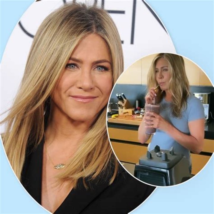 Jennifer Aniston Reveals Why She Nearly Left Hollywood 2 Years Ago: ‘It Became Fantasy To Me’