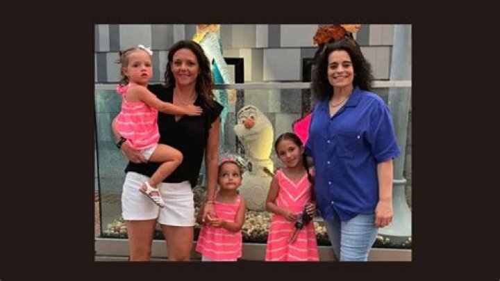
Jessica Kirson Children Zoe and Bella Are Her Spitting Image 